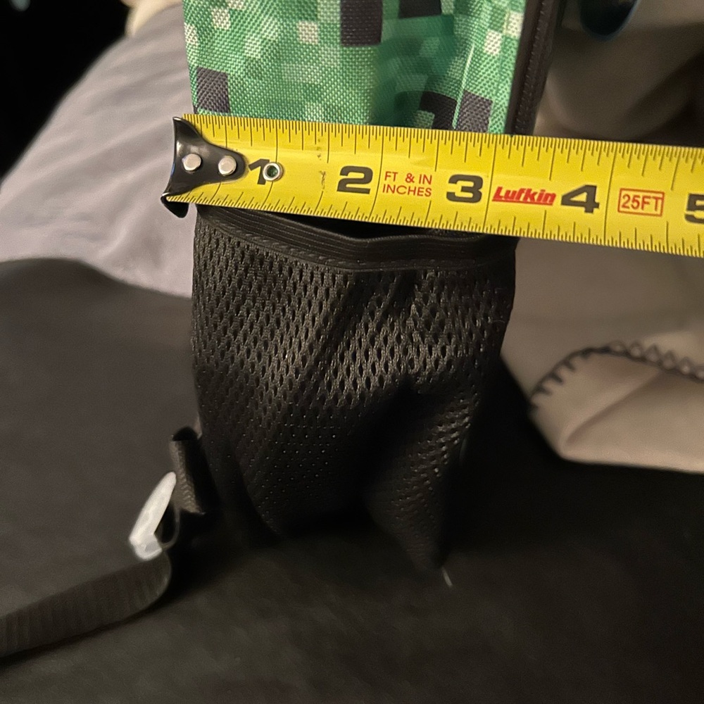MINECRAFT BACKPACK— WITH FLASHING LIGHTS!!! - Picture 6 of 8